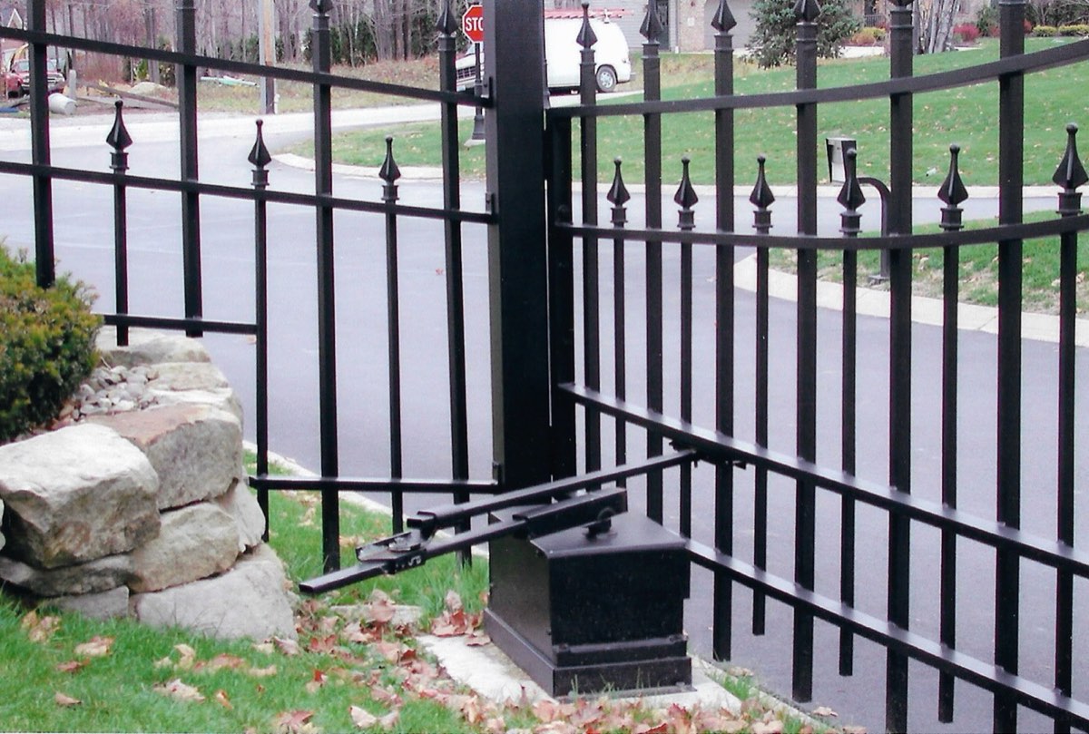 Custom aluminum gate